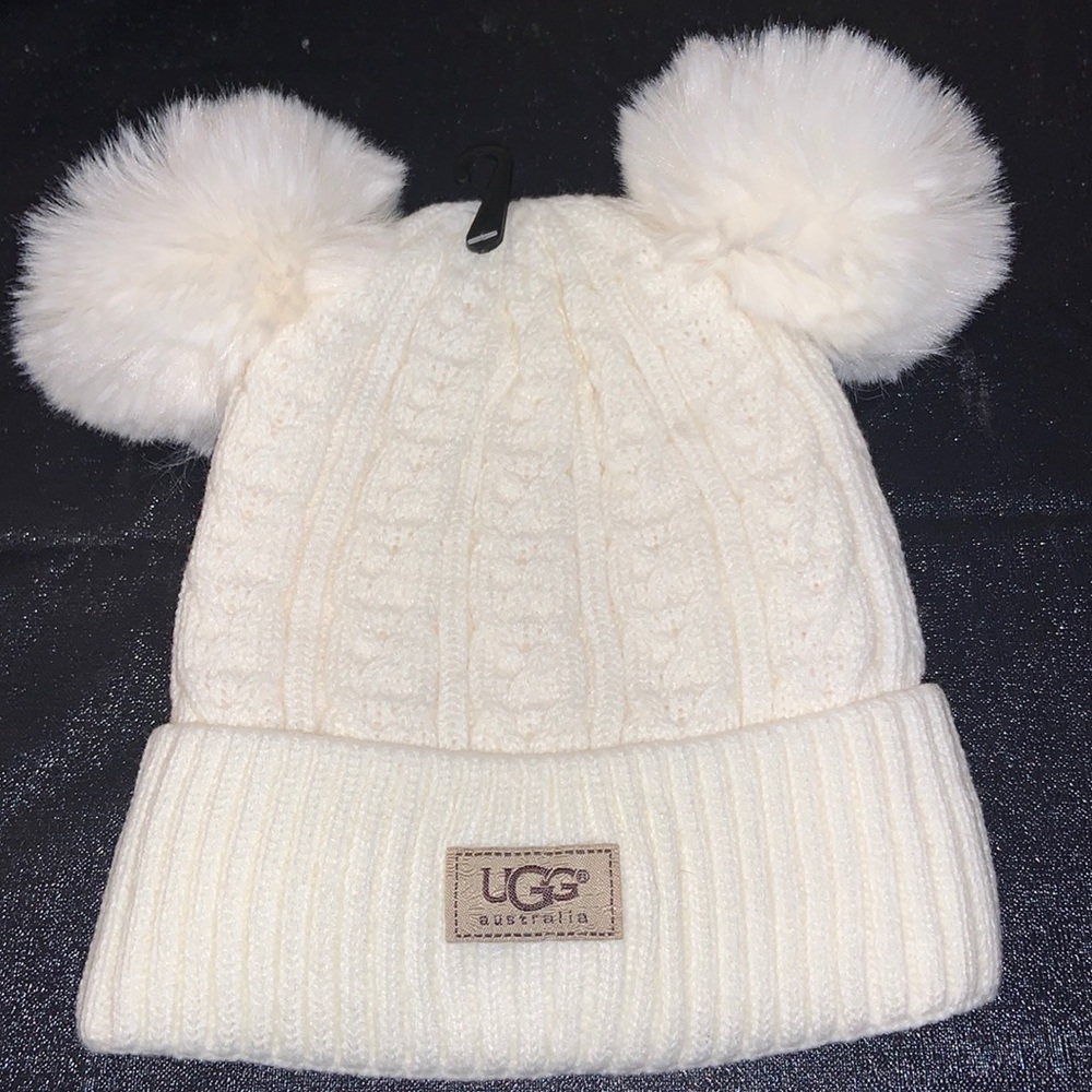 - UGG WINTER HAT WITH FAUX FUR LINING AND DUAL POM POMS ONE SIZE FITS ALL